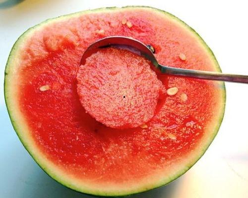 吃忘川瓜,穿越记忆的甜蜜之旅